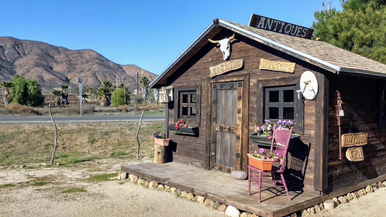 Fernabella'S Lodge Valle de Guadalupe Exterior photo